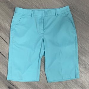 NWOT Greg Norman Women’s Golf Shorts Size 6